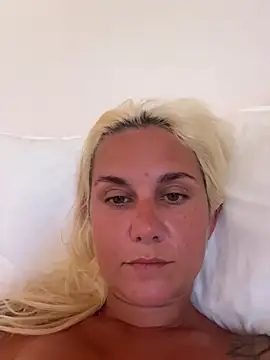 Sofia_beee live