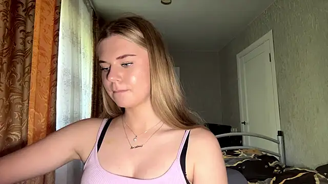 HoneysPiee live