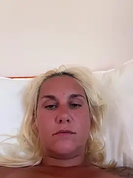 Sofia_beee live