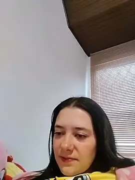 Isabella_21x live