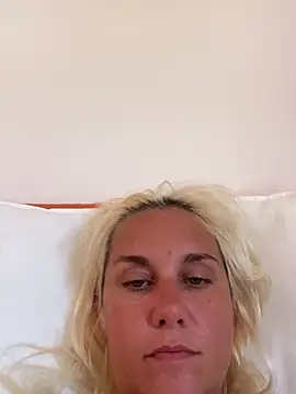 Sofia_beee live