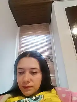 Isabella_21x live