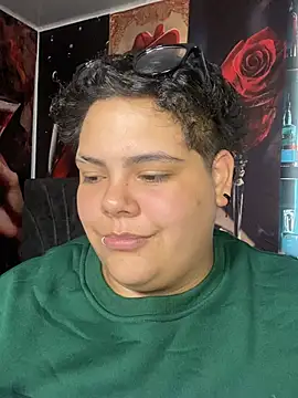 Hailey_Curvy live