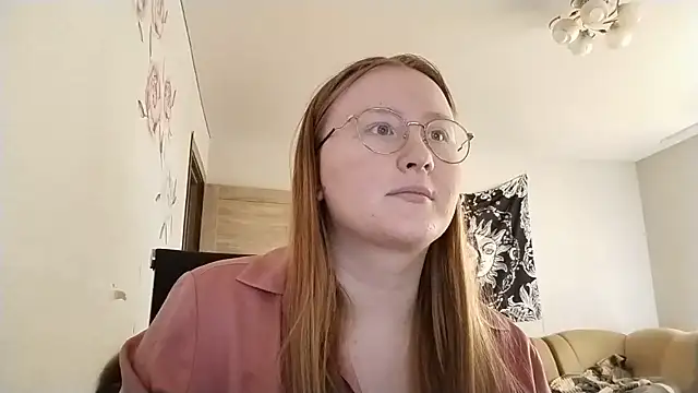 AnikaLipps live