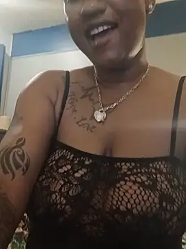 PrettyGal_Tingz live