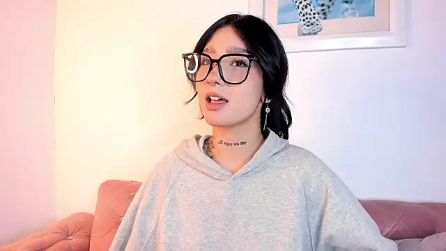 SophieMoneet live