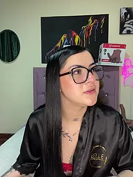 Emmie_Hot live