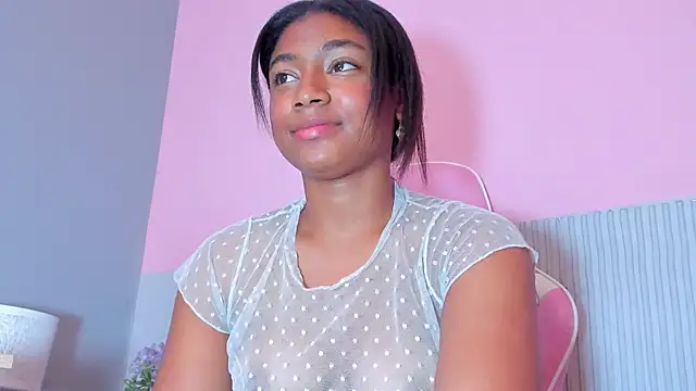 Laraebony_ live