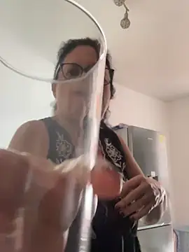 Sharongirl07 live