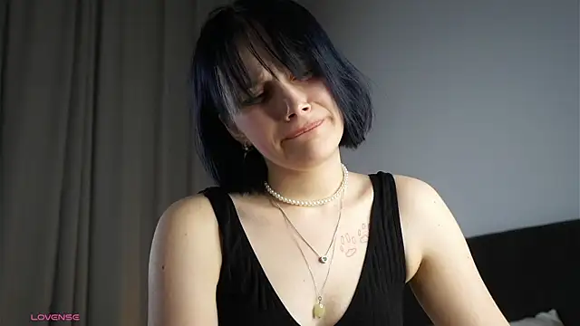 KirstinMcgeady live