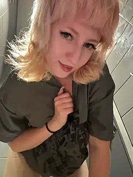 RonnieKiss live