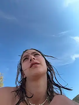 Violet_Velvet live
