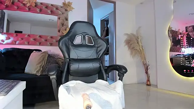 AmelyaMann live