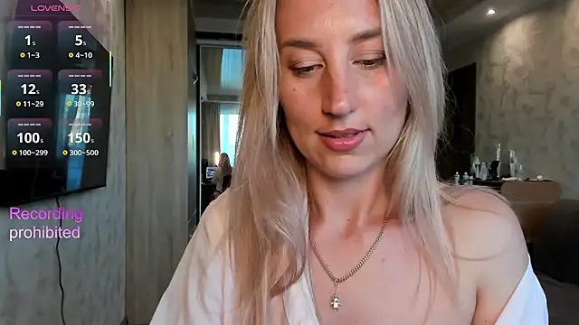 lady_Nati live