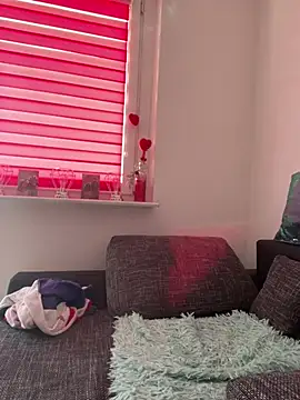 LindaLee90 live