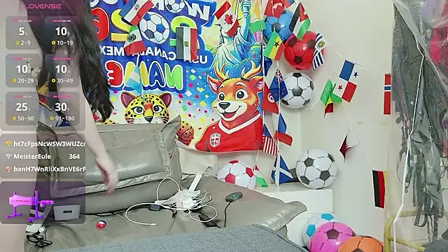 fox-yiyi live