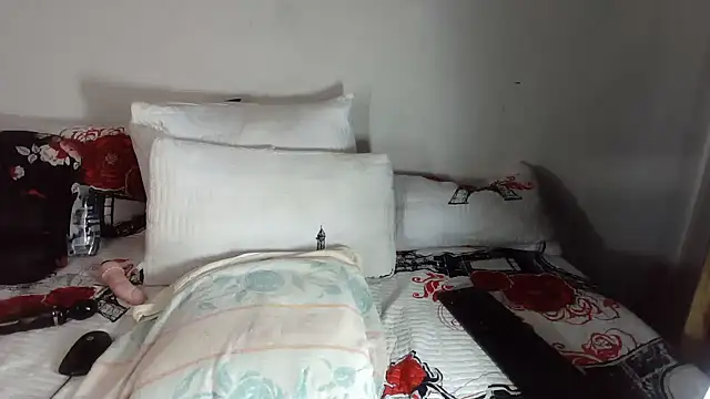 WhiteBunny_JJ live