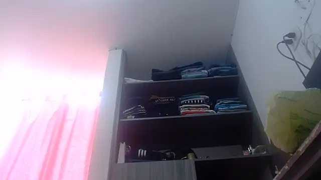 nicolle_milf1978 live