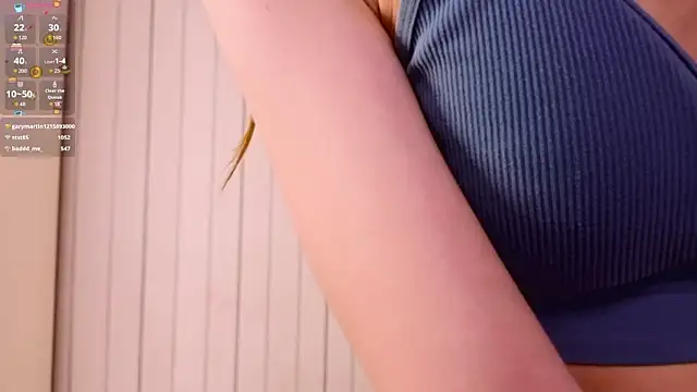 HarriettKitty live