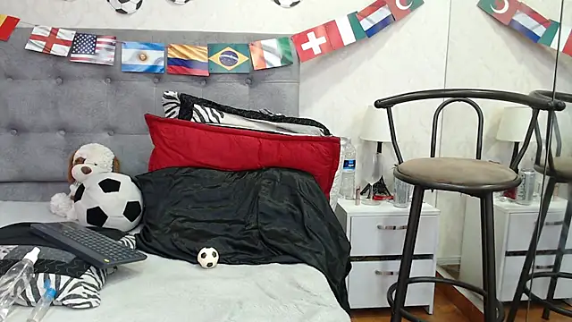 ScarlettGreen_ live