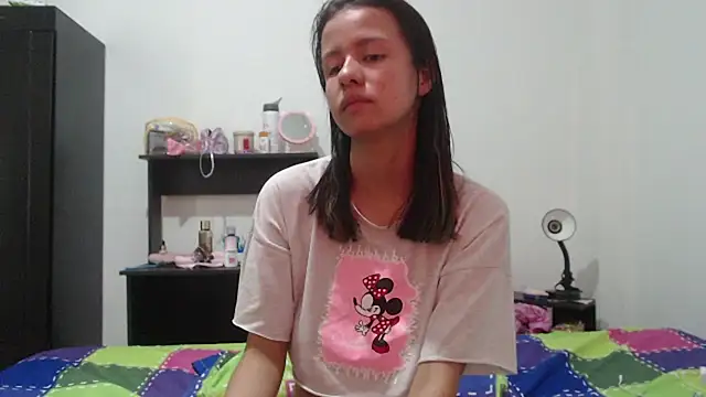 nathaly_jones_ live