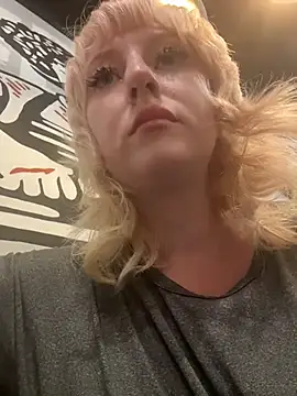 RonnieKiss live