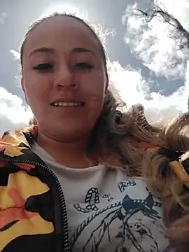 Angeel_white25 live