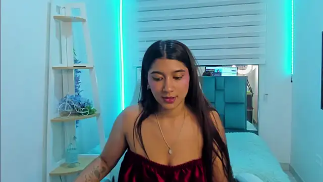 Aurora_Blazee live