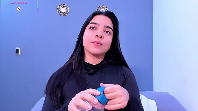 KamilaBetancourt live