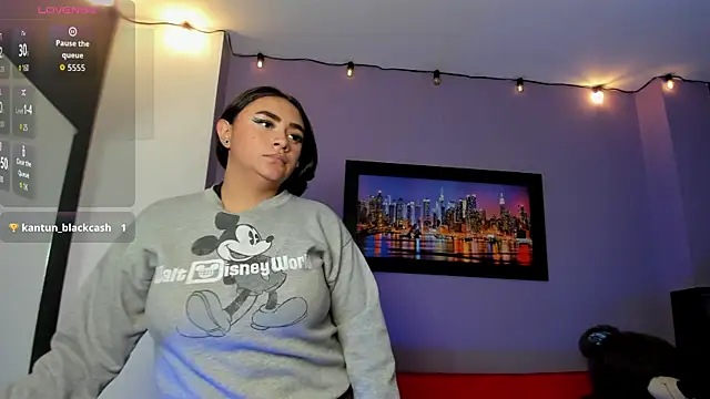 Lucyy_tits live