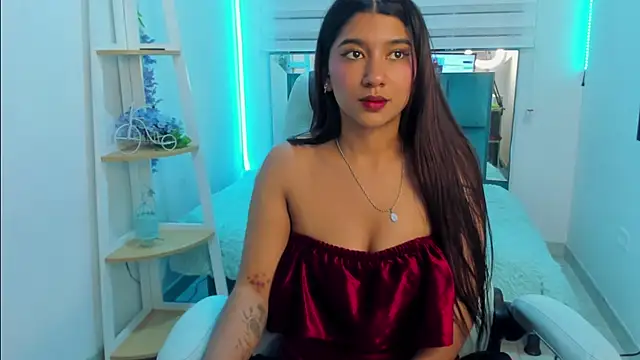 Aurora_Blazee live
