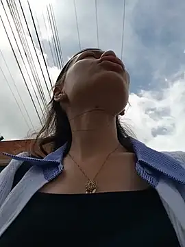 _Isabella-7 live