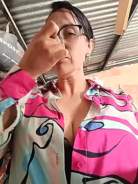 Jade_1-9 live