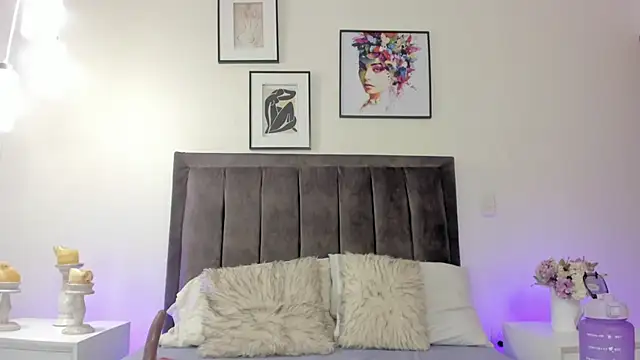 helen_mooree live