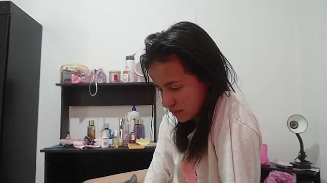 nathaly_jones_ live