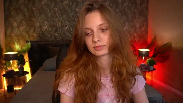 CuteeFoxy live
