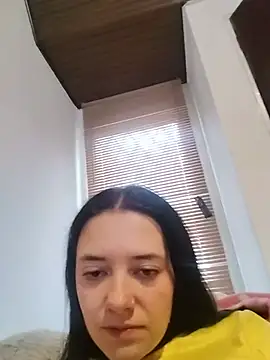 Isabella_21x live
