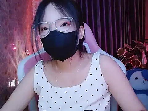 Julie_Ulie live