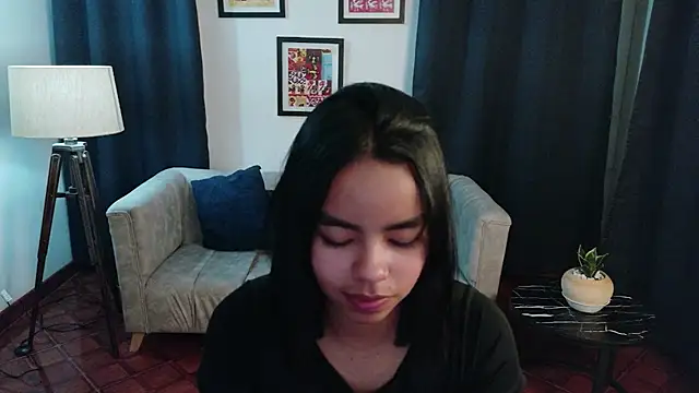 SofiaMante_ live