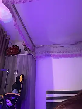 Emily_99 live