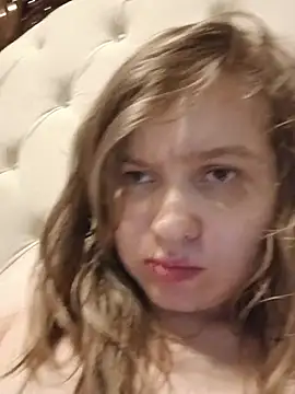_AngelaGarcia_ live