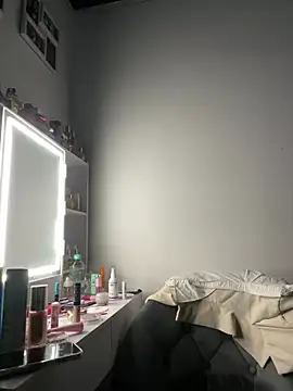 Just-Lilly live