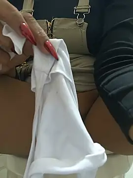 Ariana_Rodriguez live