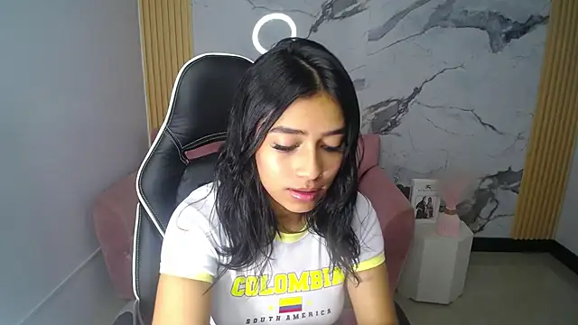 HotStreawberry_ch live
