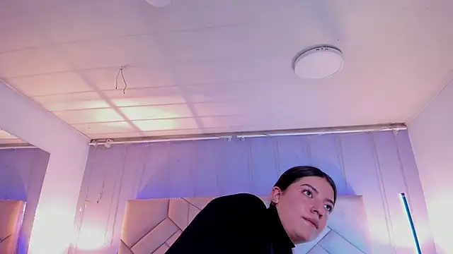 Sara_Deen live