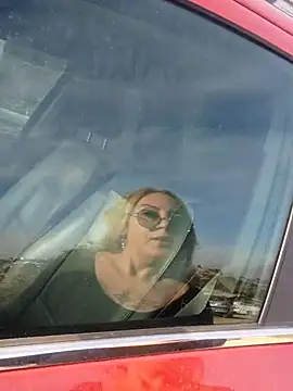 Gatithaaa live