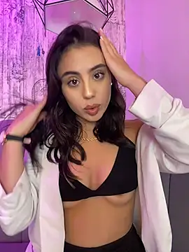AbyThompson live