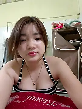 Pinks_cool live