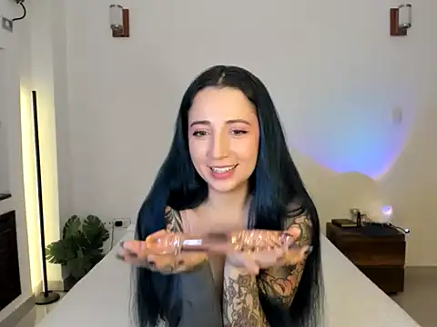 EvangelineLoveee live