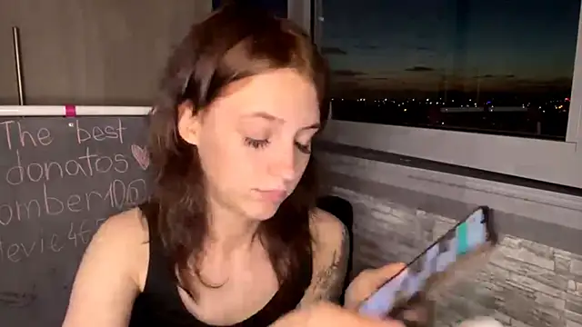 AntoinetteCrispell live